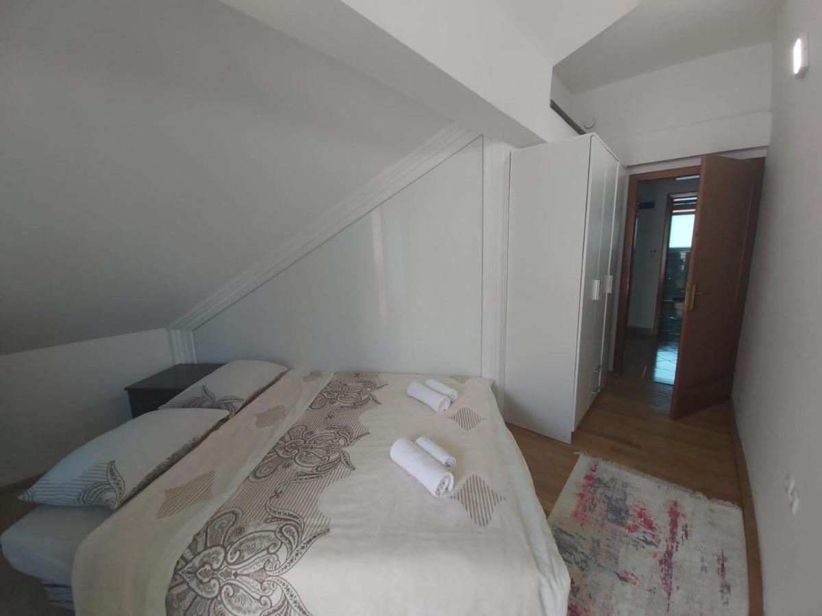 Apartmani Sladojevic Mrkonjic Grad Oda fotoğraf